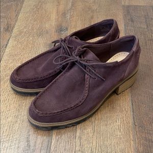 Clark’s Wallabee heels 9